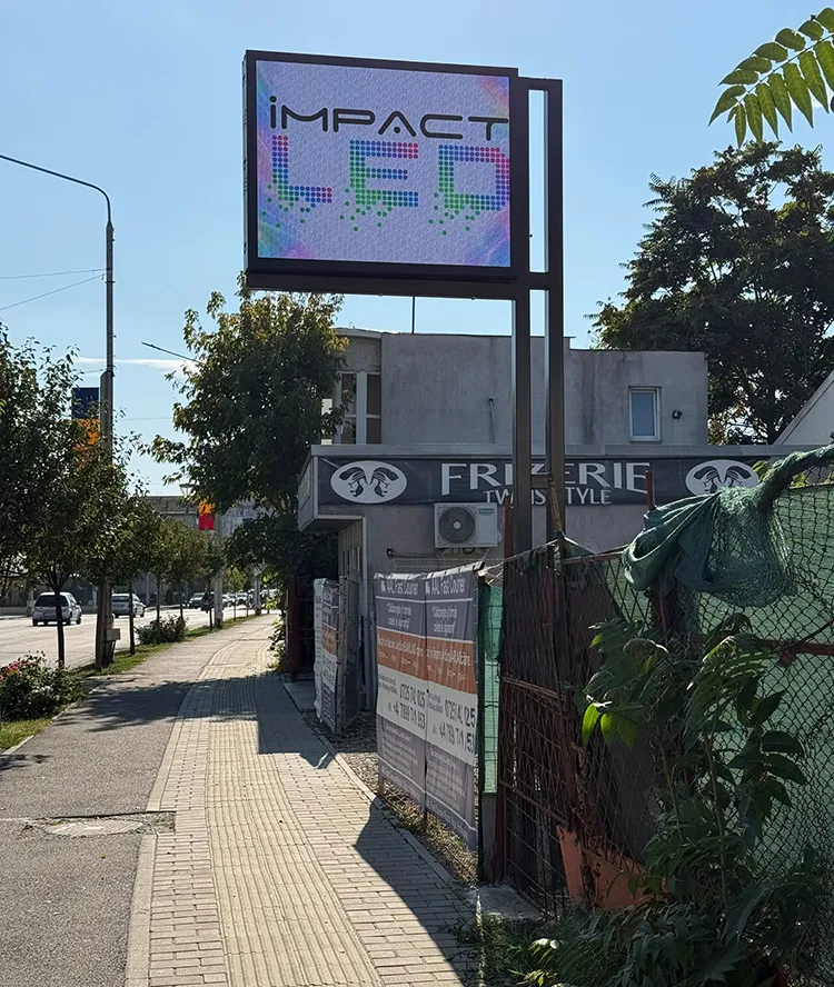 Outdoor P3.076 LED Pole Displays Project in Romania